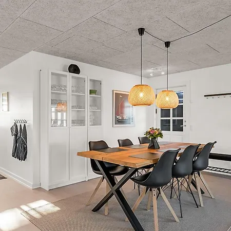 Sada - 30m From The Sea By Interhome